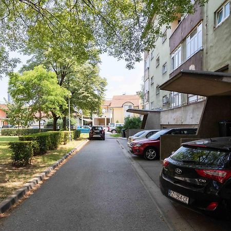 Bright 2Bdr Apartment With A Balcony Zagreb Exterior photo